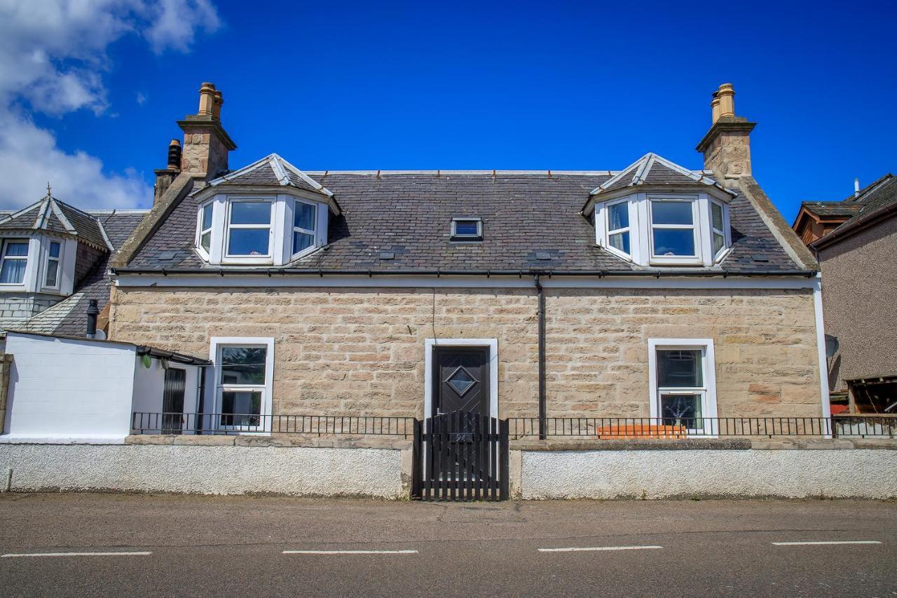 Cosy In Fishertown, - Free Parking & Pets Welcome * Nairn