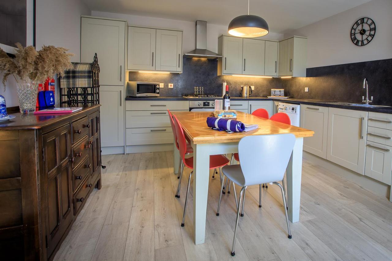 Cosy In Fishertown, - Free Parking & Pets Welcome